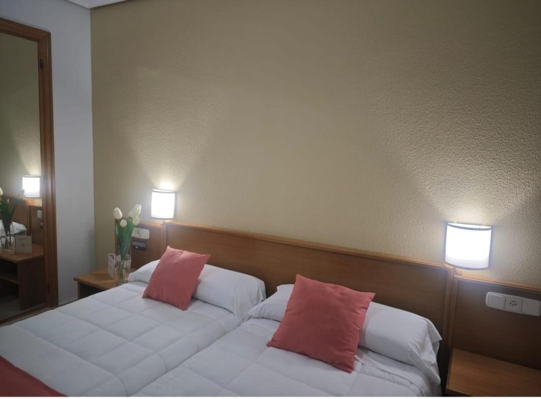 Hotel Helmantico Villares de la Reina Dış mekan fotoğraf